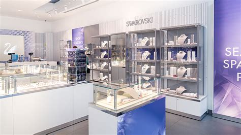 Swarovski Factory Outlet Porto, Modivas.